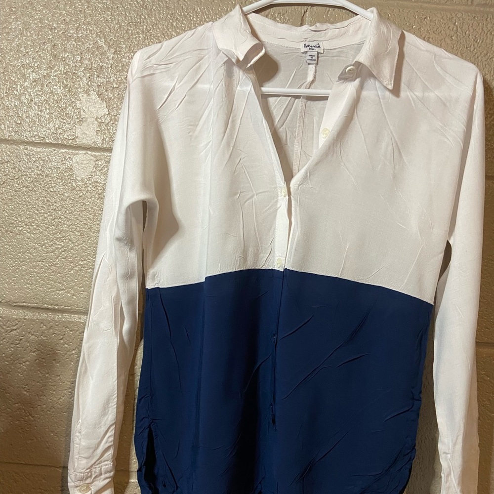 Splendid white and blue blouse size small